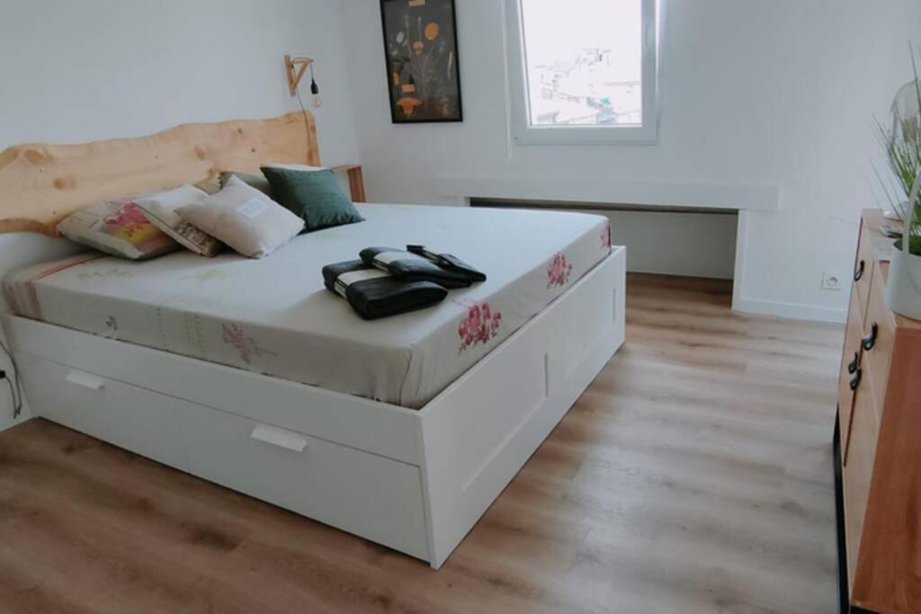 Petit Loft Sur Les Toits D'Avignon Apartment Bagian luar foto